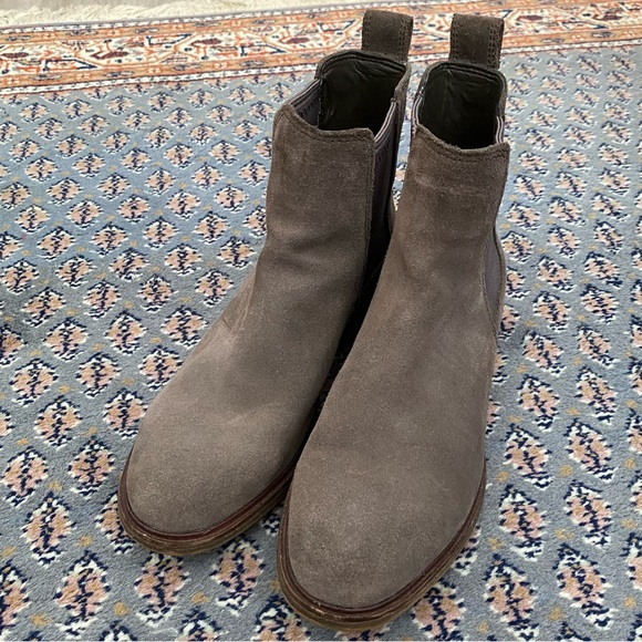 Clark’s Suede Chelsea Ankle Booties - Picture 2 of 7